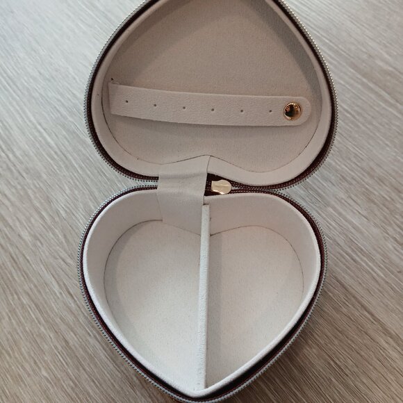 NEW Target Maroon Jewelry Case - A New Day? - Picture 3 of 5